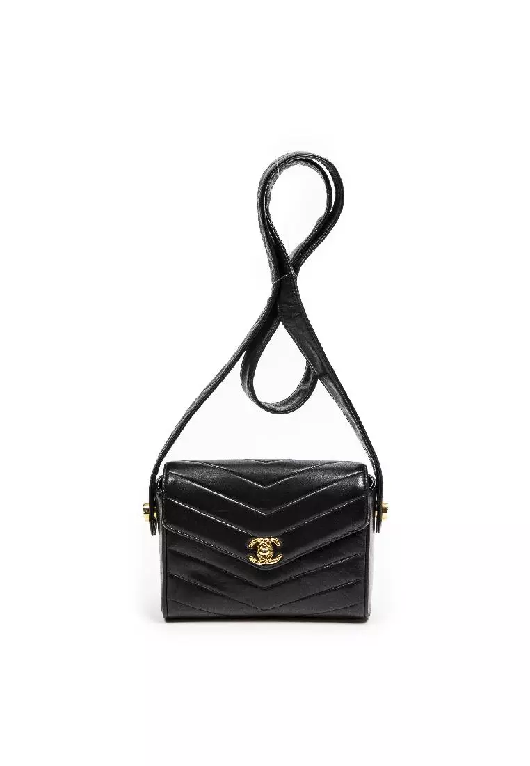 vintage chanel chevron