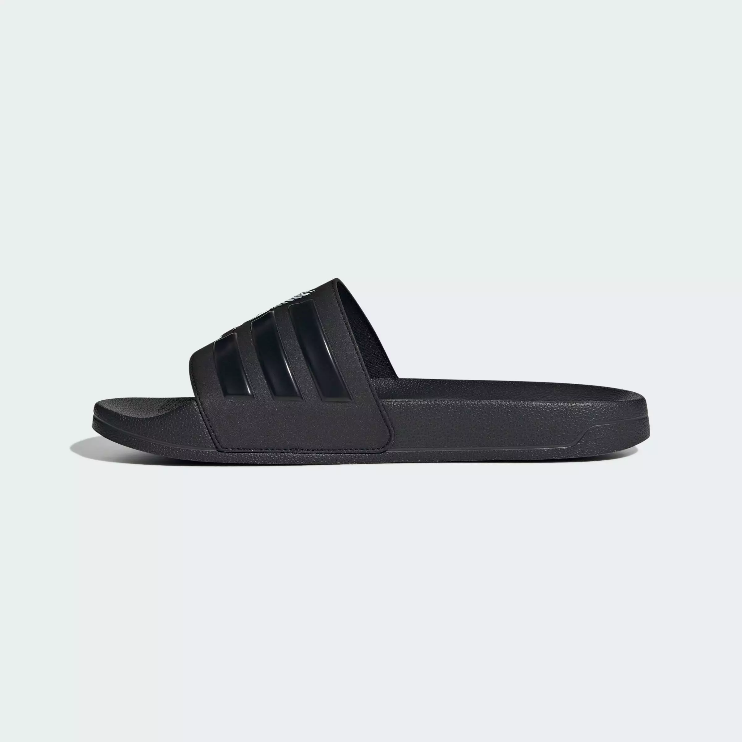 Lifestyle Adilette Shower Liverpool Slides Unisex Black HQ2590