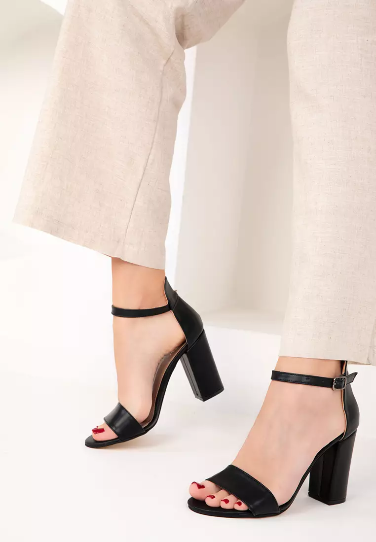 Women's Black Classic Heeled Shoes 14532