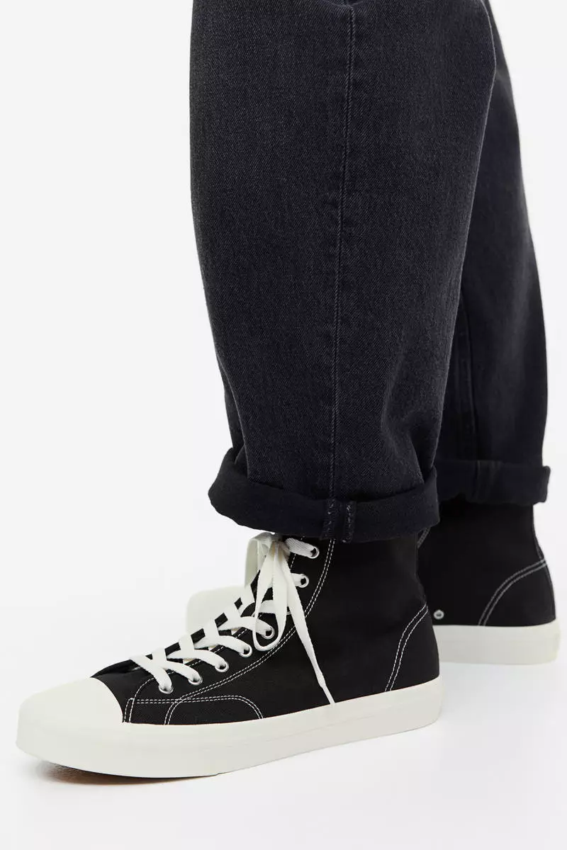 Canvas hi top trainers