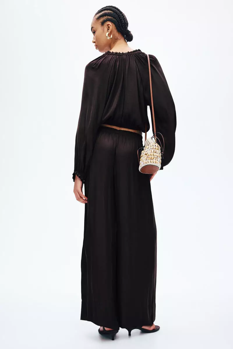 Wide drawstring trousers