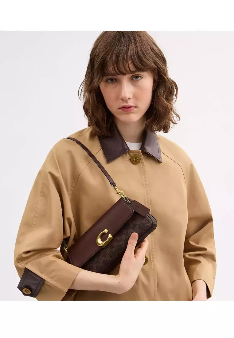 Buy Coach Jet Shoulder Bag In Signature Canvas 2026 Online | ZALORA