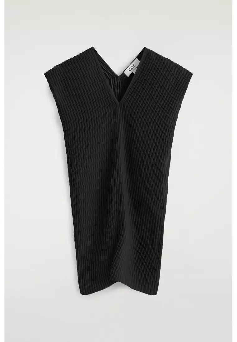 PLEATED V-NECK TOP