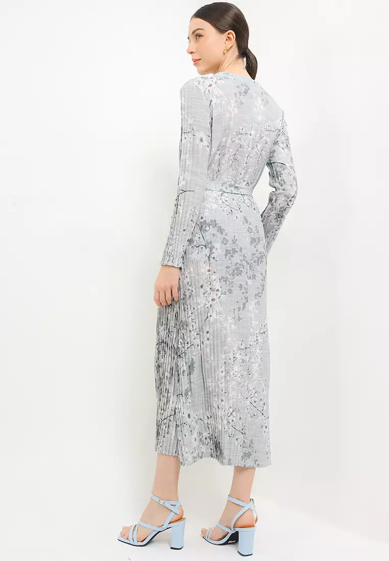 Self Tie Flo Print Pleated Maxi Dress