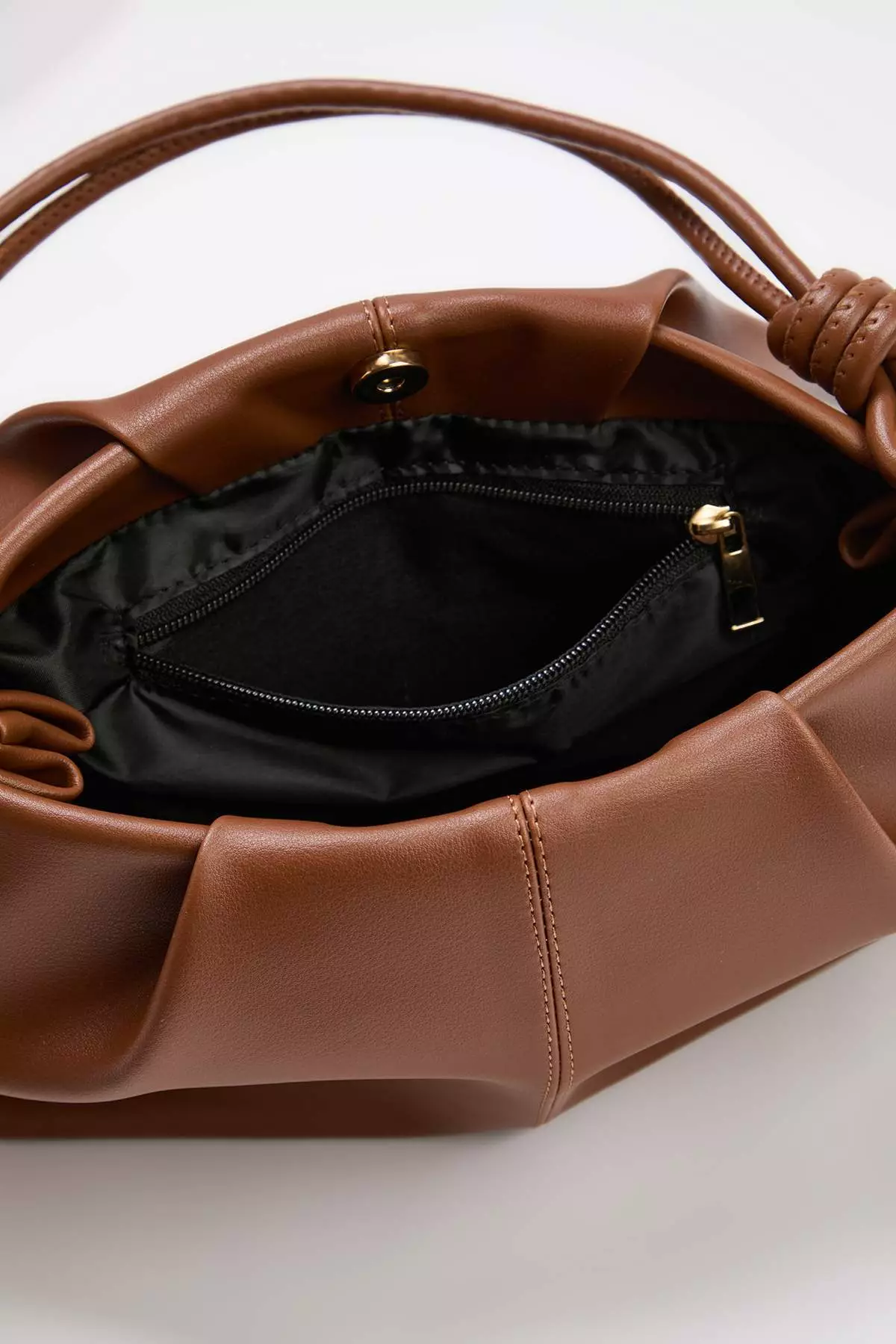 Taba Women'S Mini Shoulder Bag With Magnet Closure Takss26Oc00029