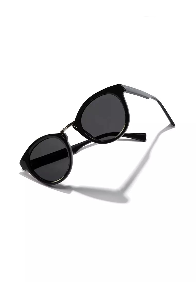 HAWKERS Black WHIMSY Sunglasses for Men and Women, Unisex. Official Product designed in Spain