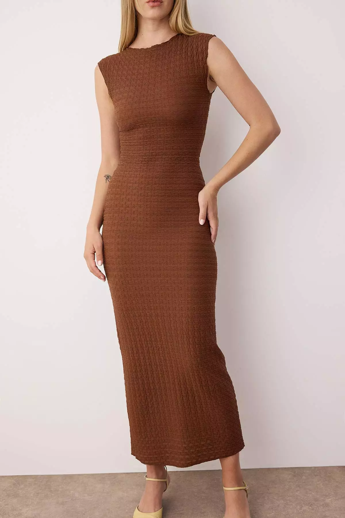 Brown Textured Fitted/Slim Fit Moon Sleeve Stretch Knitted Midi Pencil Dress
