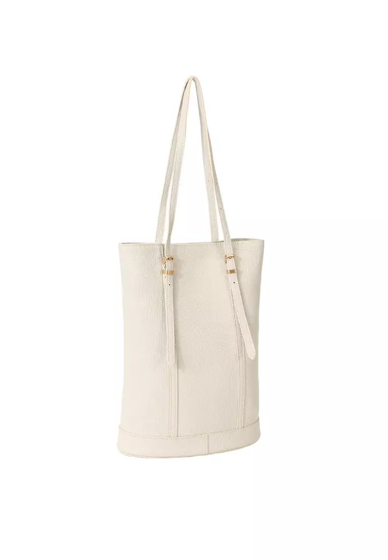 LYLE Portrait Tote - Grained Cream Beige