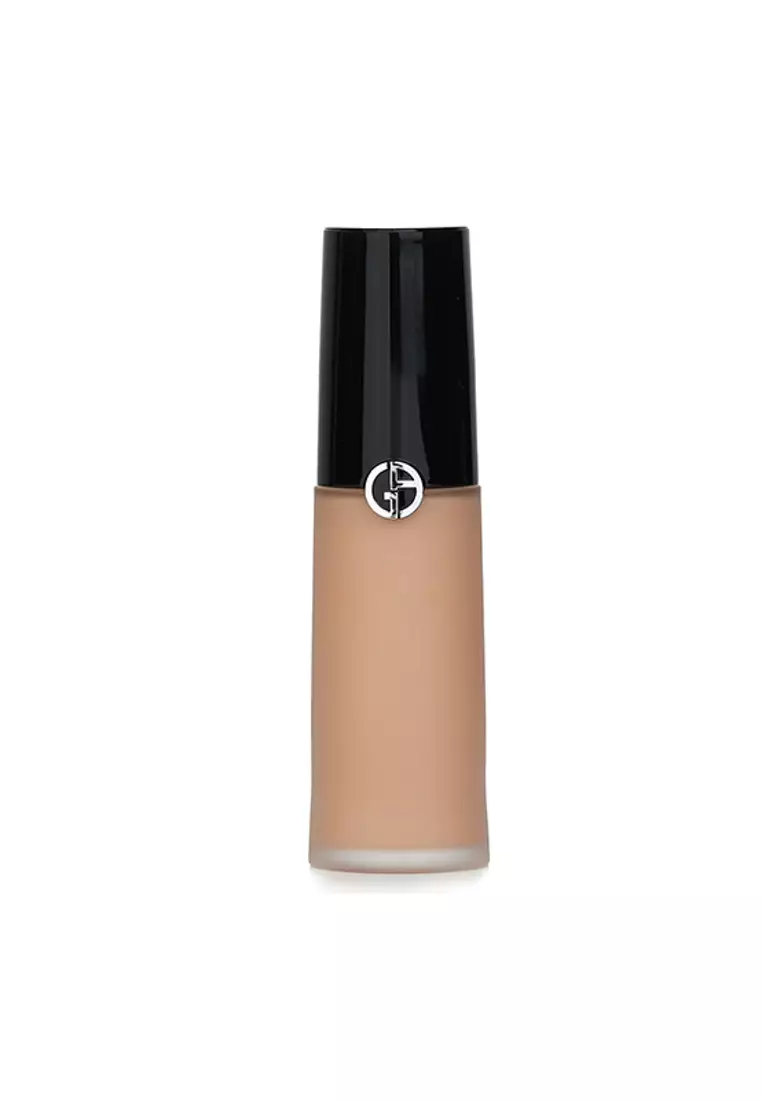 Giorgio armani luminous 2025 silk foundation 5.5 swatch