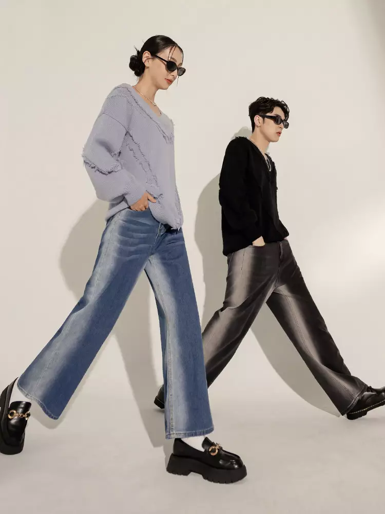 男女共穿．側邊渲染刷色直筒牛仔褲《BA7282》