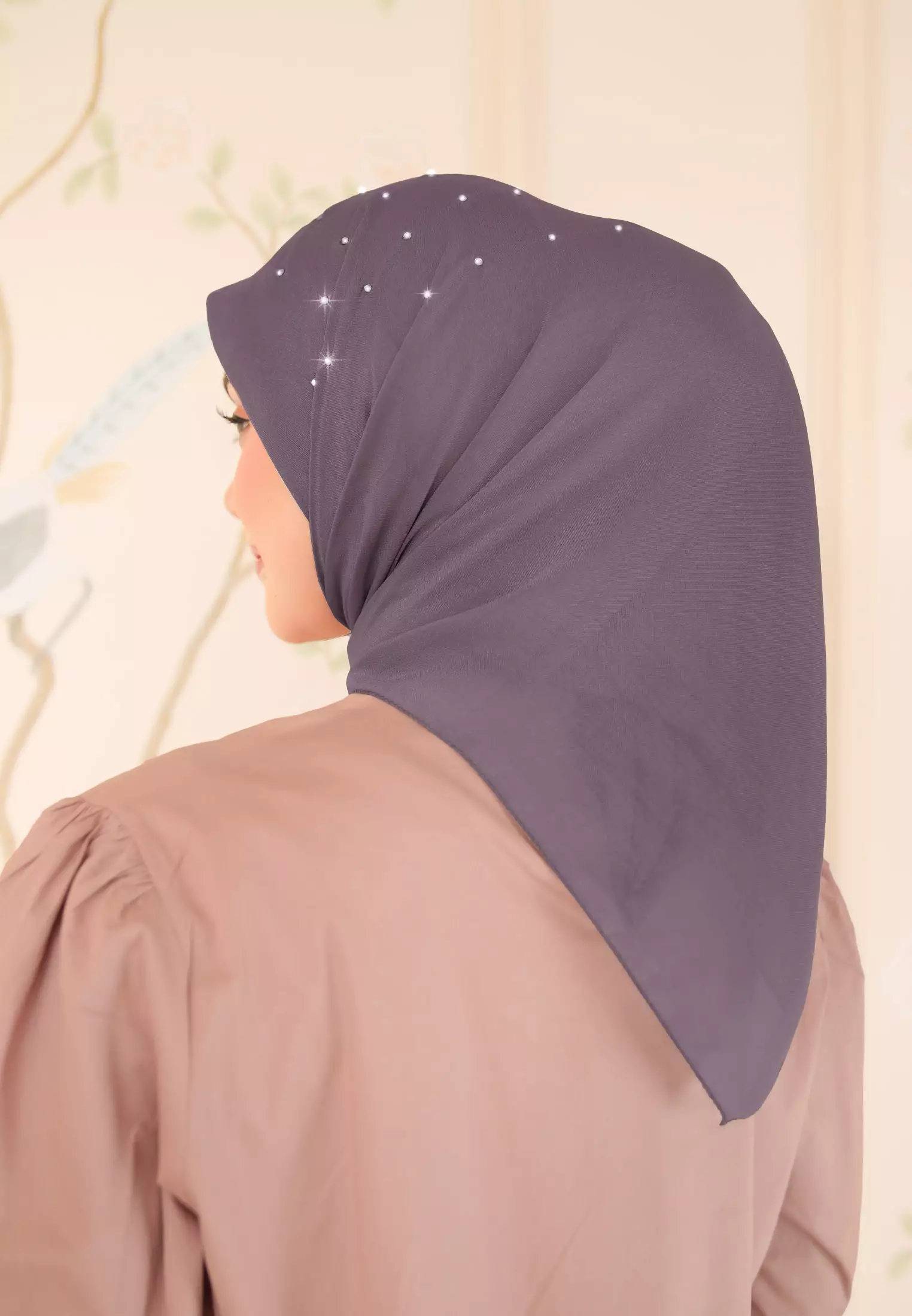 Noura Hijab Segiempat Payet Crystal | Kerudung Wanita Premium
