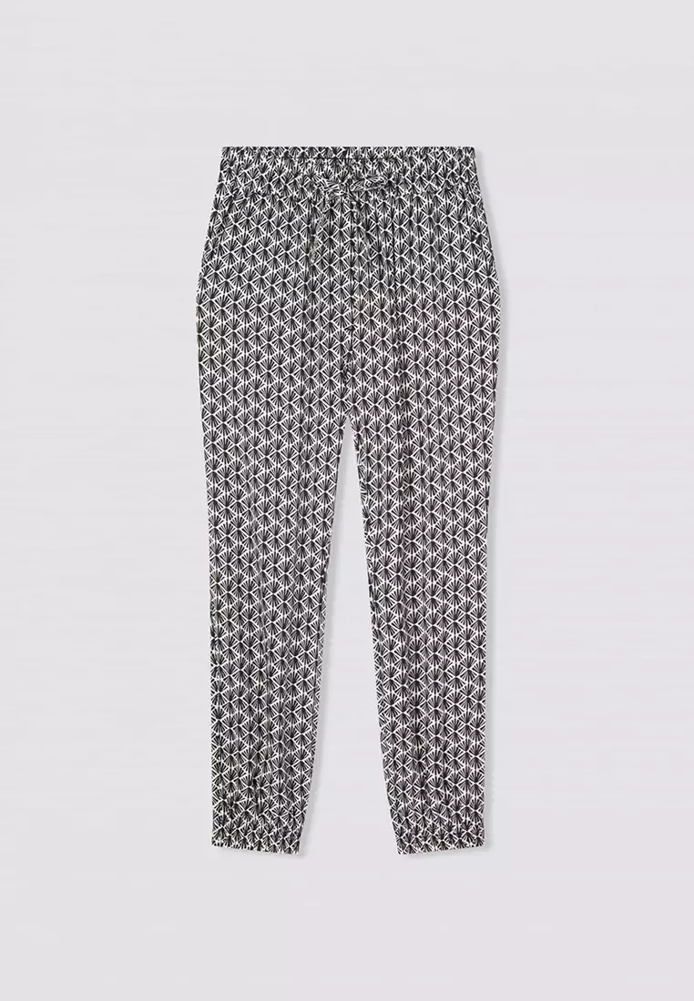 Woman Long Pants