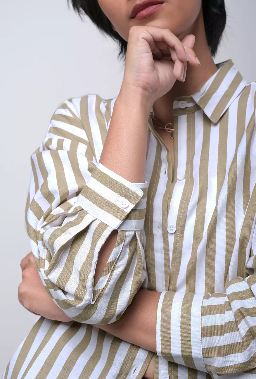 Kemeja Wanita Kaluela White Khaki