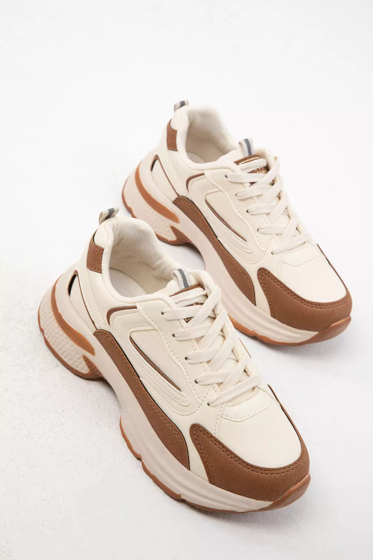 Beige-Taba-C Women's Sneakers 18802