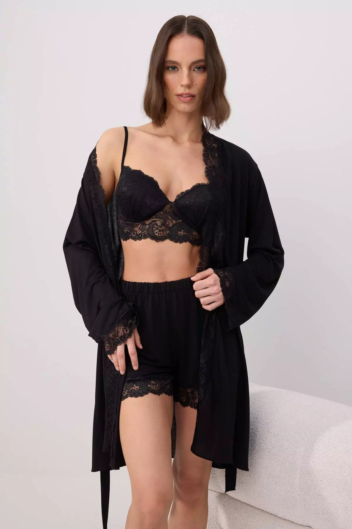 Black 4-Piece Lace Detailed Dressing Gown + Nightgown + Bralet + Shorts Knitted Pajama Set Thmss26Pt00093
