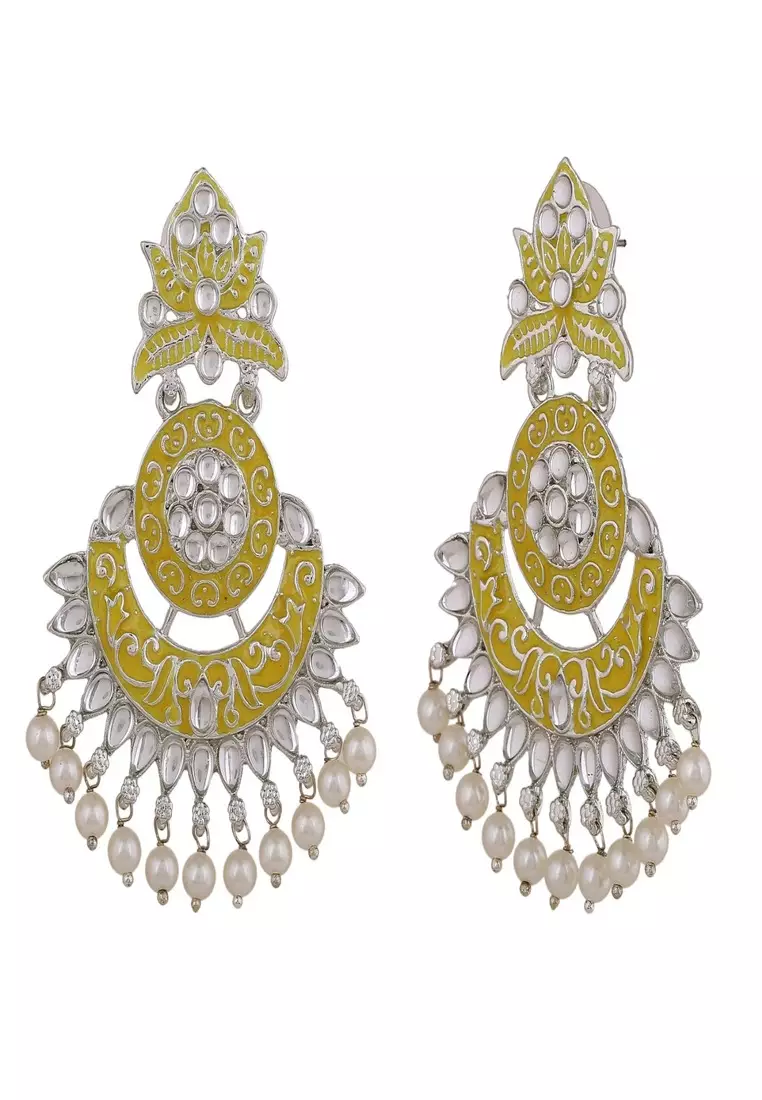 Gold earrings traditional outlet