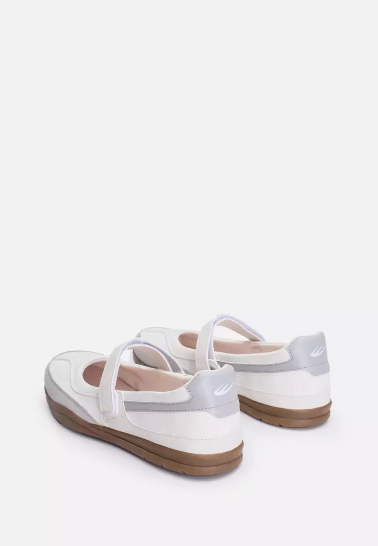 LUNARA Women's Lifestyle Athleisure Shoes