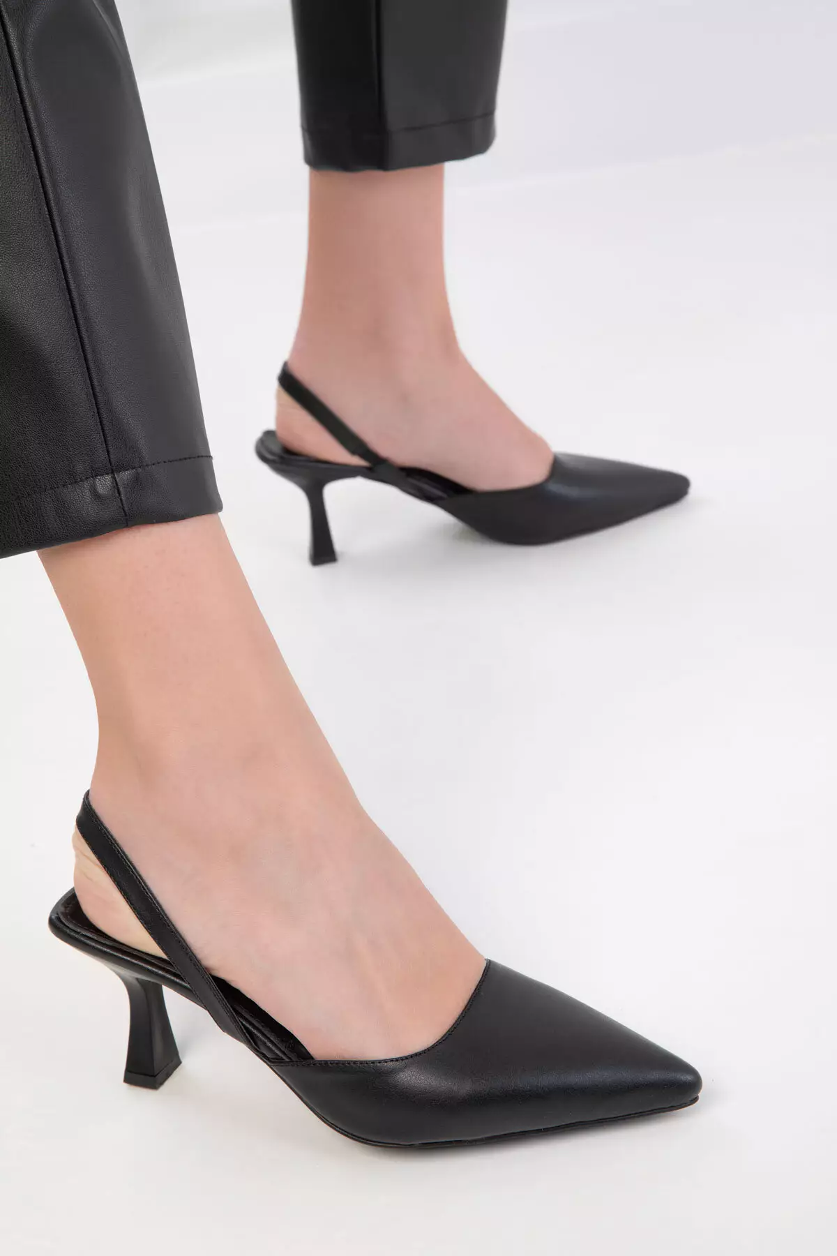 Black Women's Classic Heeled Shoes 20430