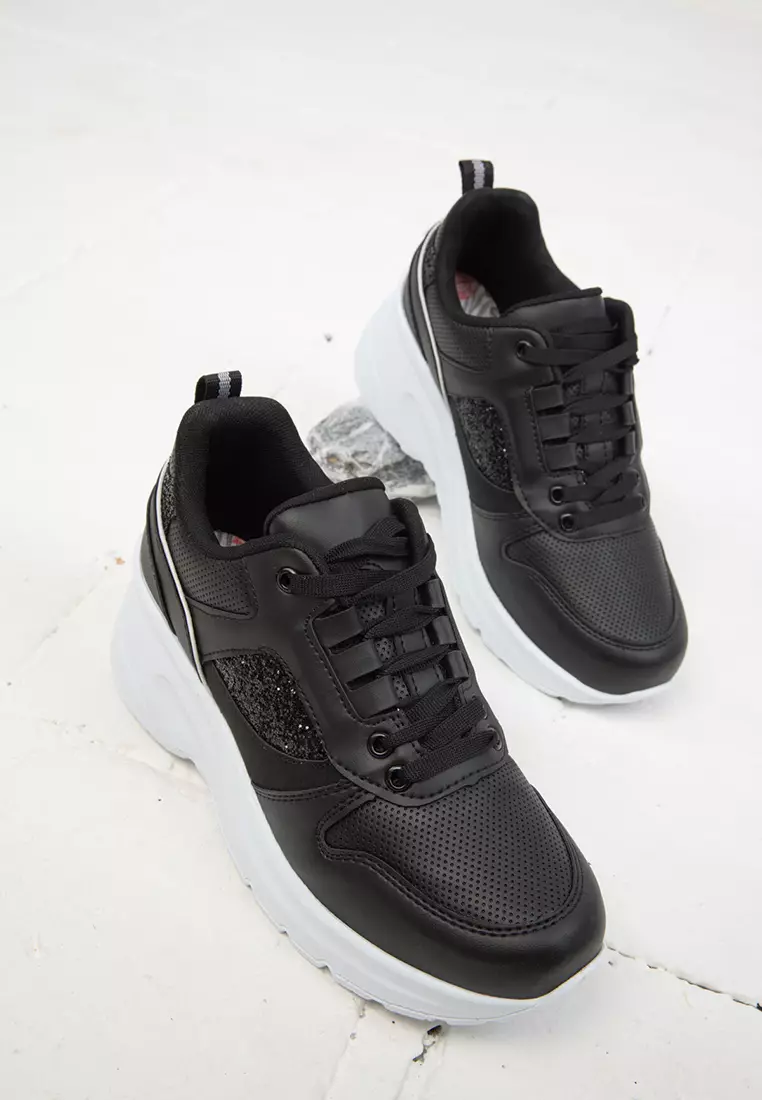 1973 Model Black Women's Sneakers