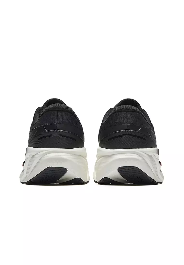 Men PG7 Travel Float Running Shoes