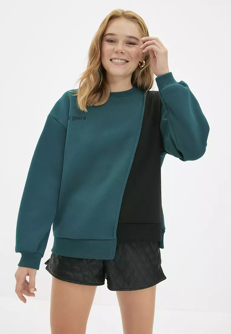 Printed Loose Fit Thick Fleece Inside Knitted Sweatshirt