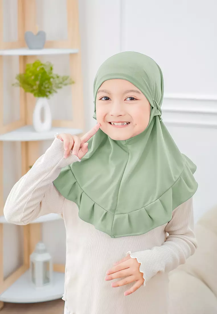 Cotton Bee - Ziva Ruffle Instan | Hijab Instan Anak | Kerudung Jilbab Bergo Tali Anak - Green Tea - M