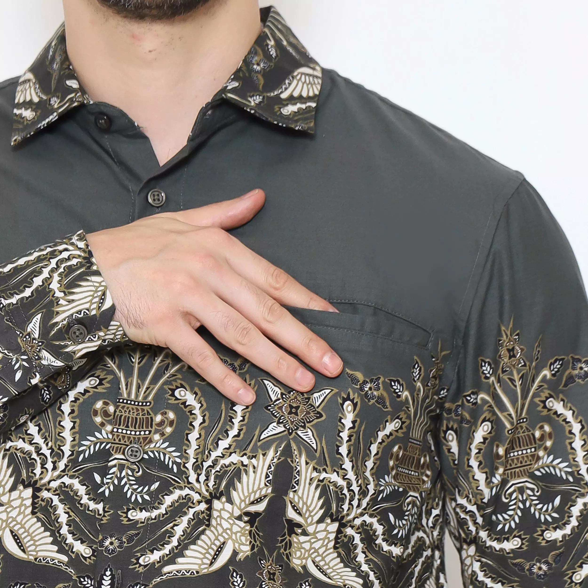 AMK Kemeja Batik Pria Lengan Panjang SHB Radho Ls Olive