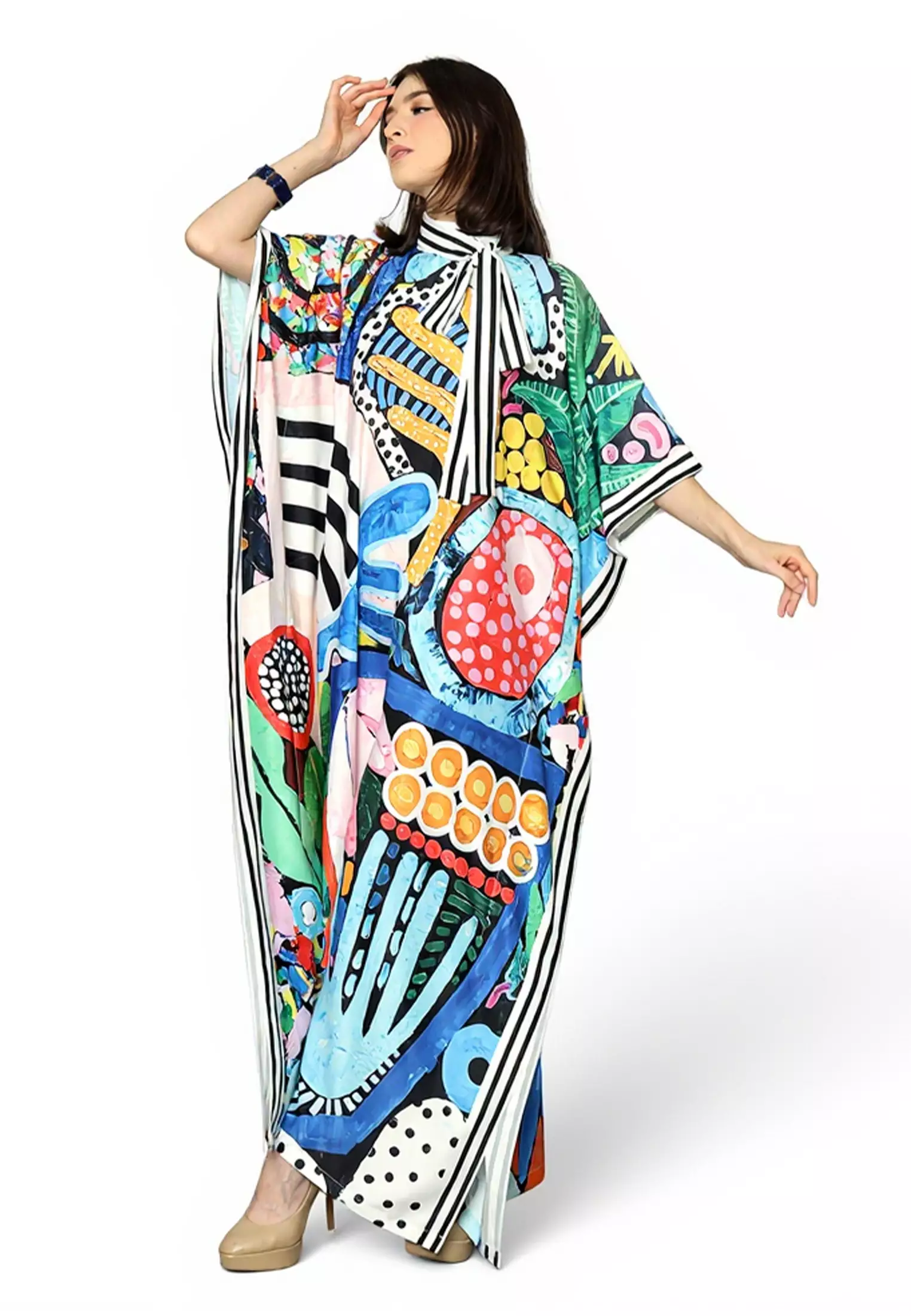 Kanzi Collection Short Sleeve Ribbon Collared Abstact Kaftan