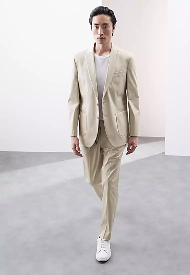 Tailored Fit Lightweight Performance Blazer