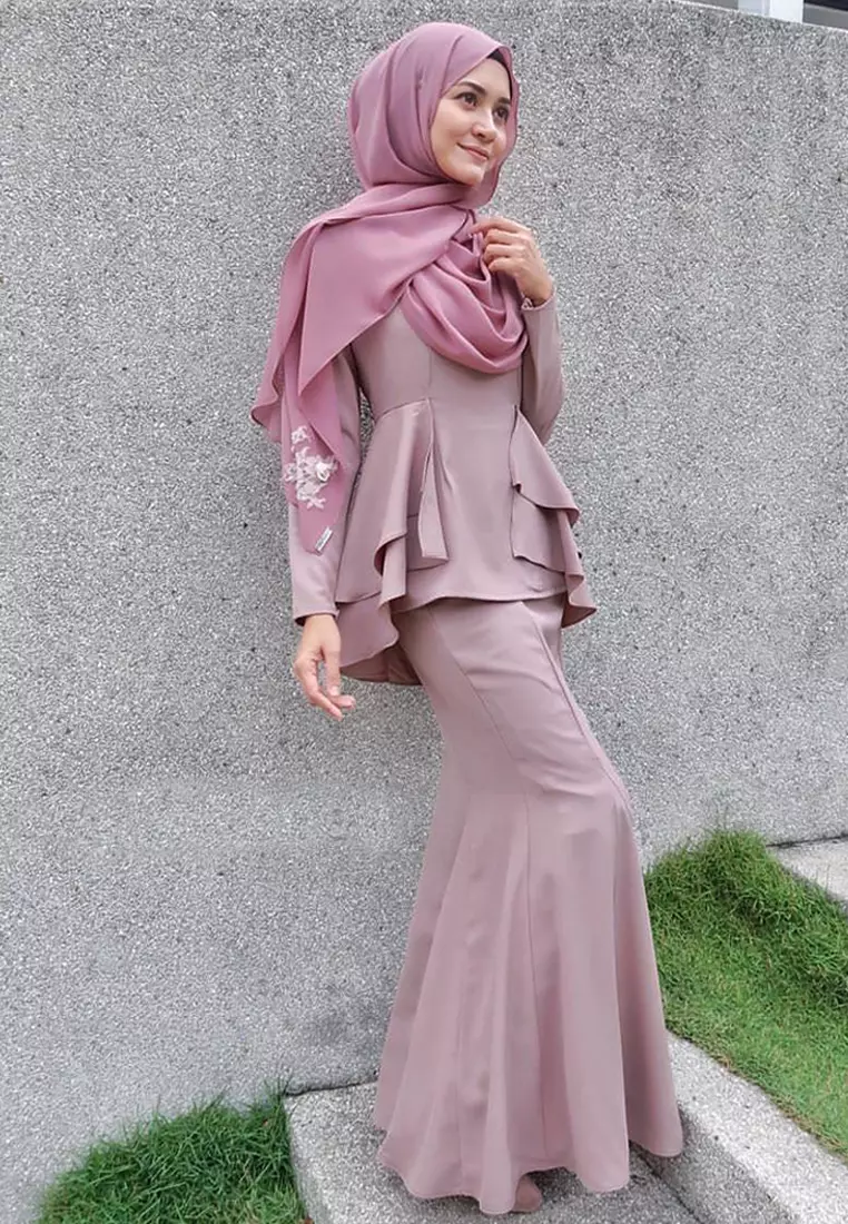 Lora Peplum in Dusty Pink