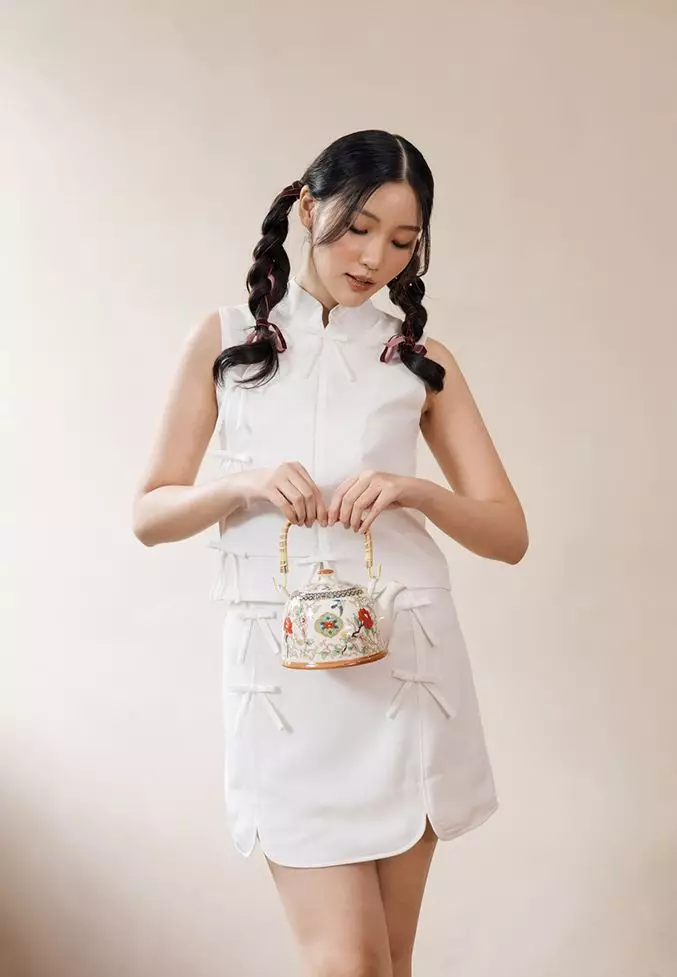 Shanghai Bow Crop Top in White