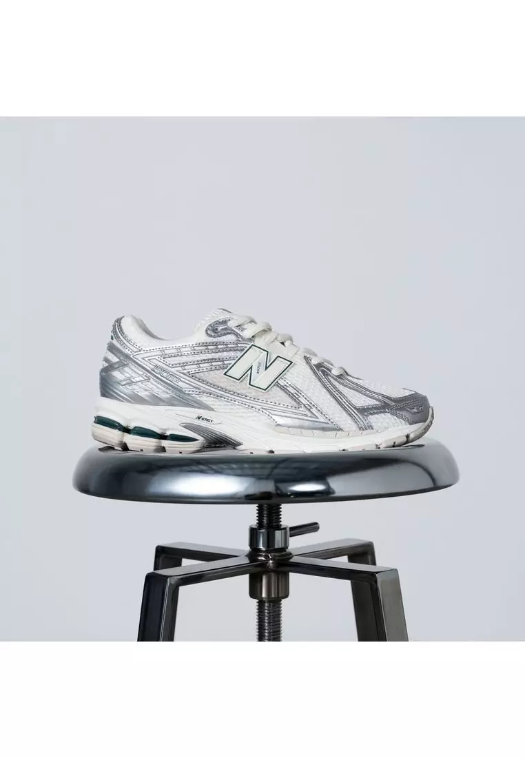 New Balance Mens 1906R  - Silver Metalic