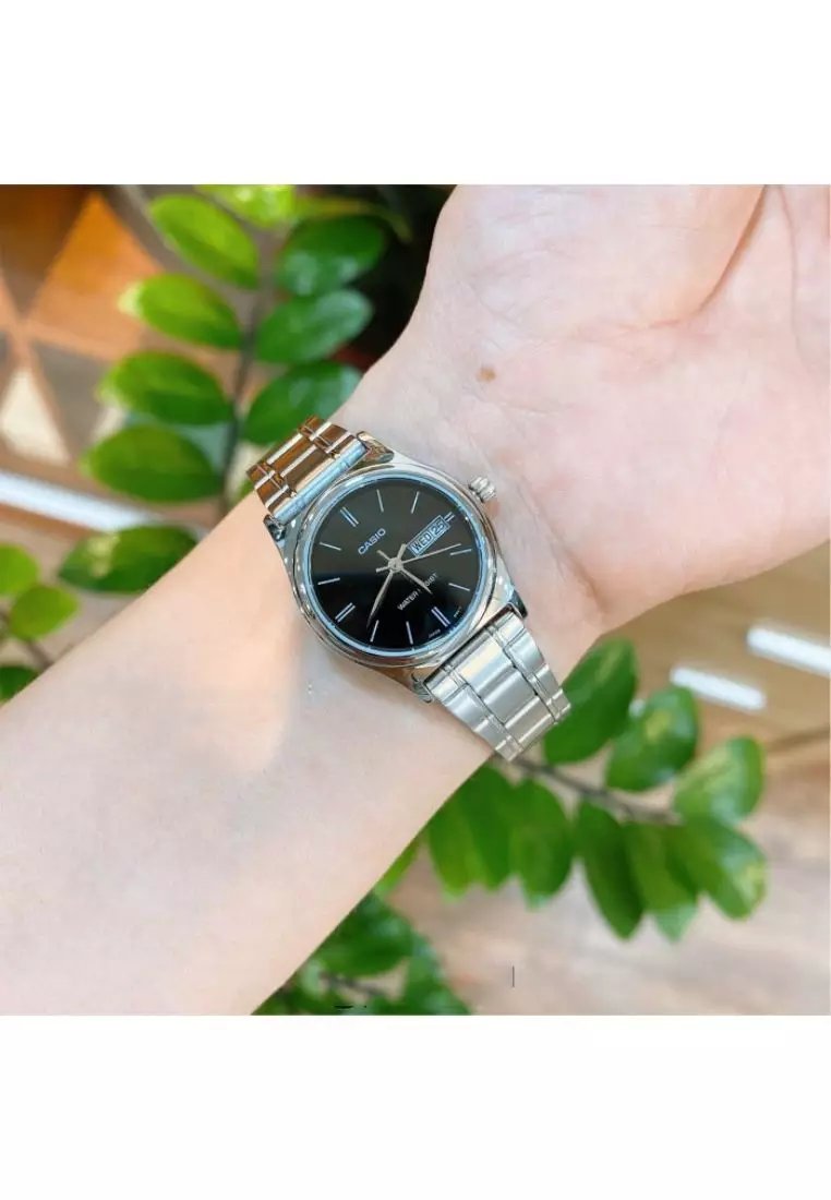 Women's Analog Watch LTP-V006D-7B2 Silver Stainless Steel Band Ladies Watch