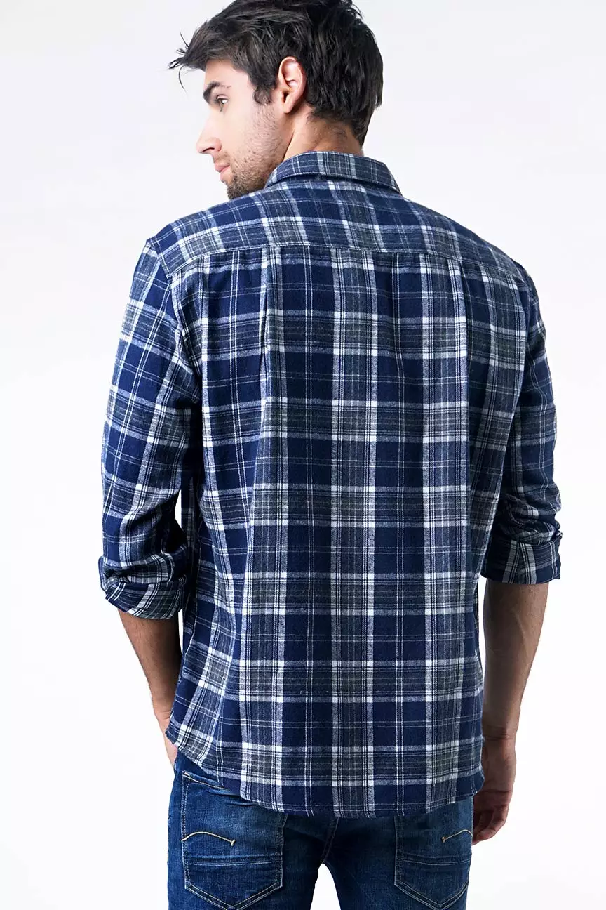 Kemeja Flanel Pria Piggy