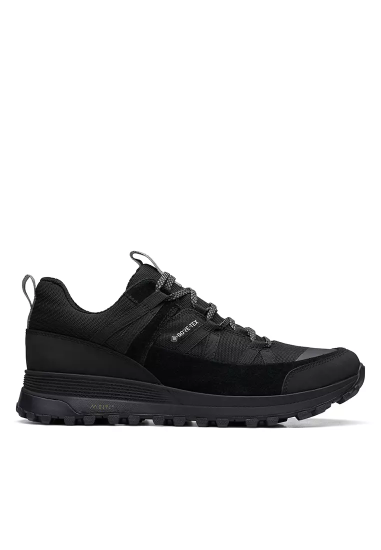 Discount on Clarks  shoes - SKU: Atl Trek Run Gtx Trainers Black