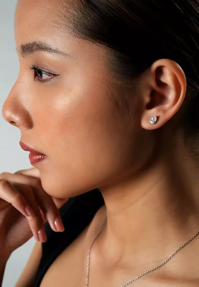 1.06ct TDW Refined Pear Lab Grown Diamond Stud Earrings in 14K White Gold D/E-VVS/VS