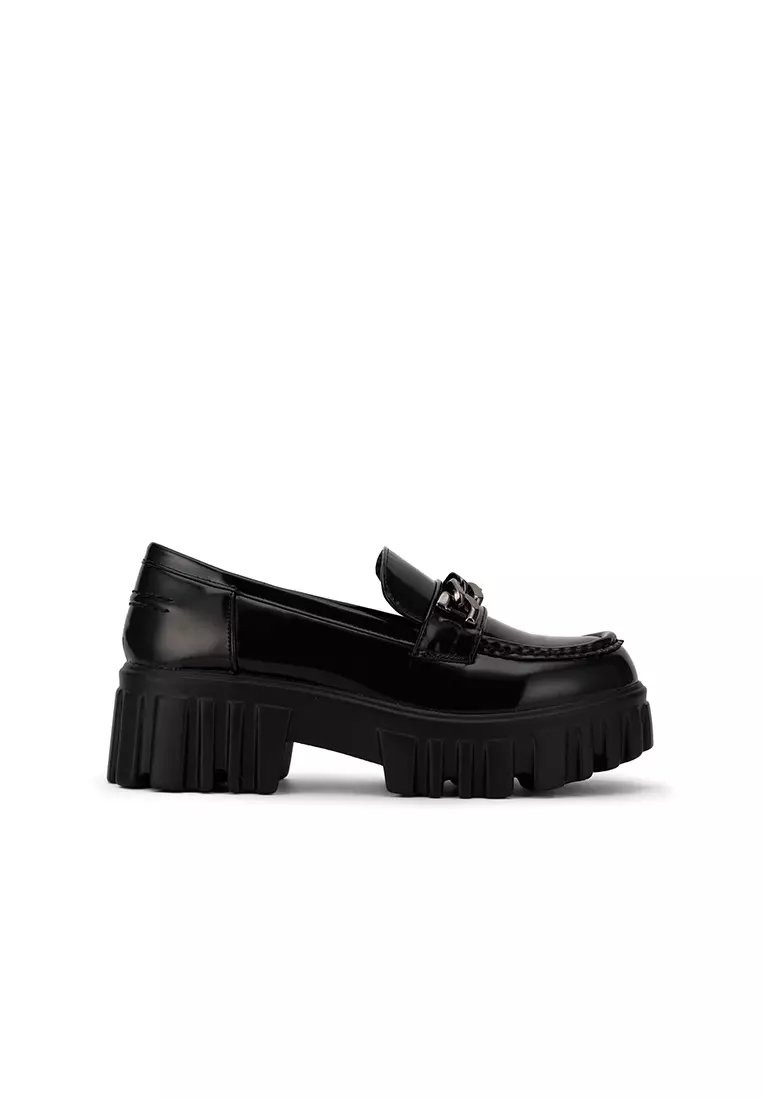 Discount on Nose  shoes - SKU: EMBELLISHED CHAIN PLATFORM LOAFER