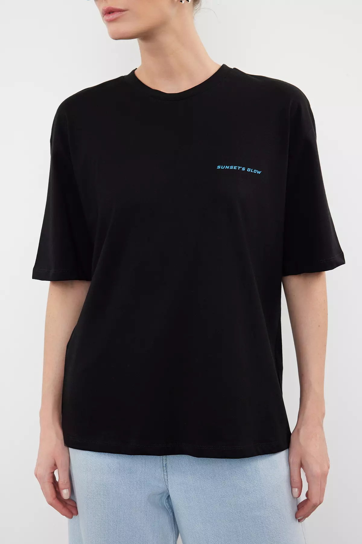 Black Premium 100% Cotton Printed Relaxed/Comfortable Fit Knitted T-Shirt TWOSS24TS00172