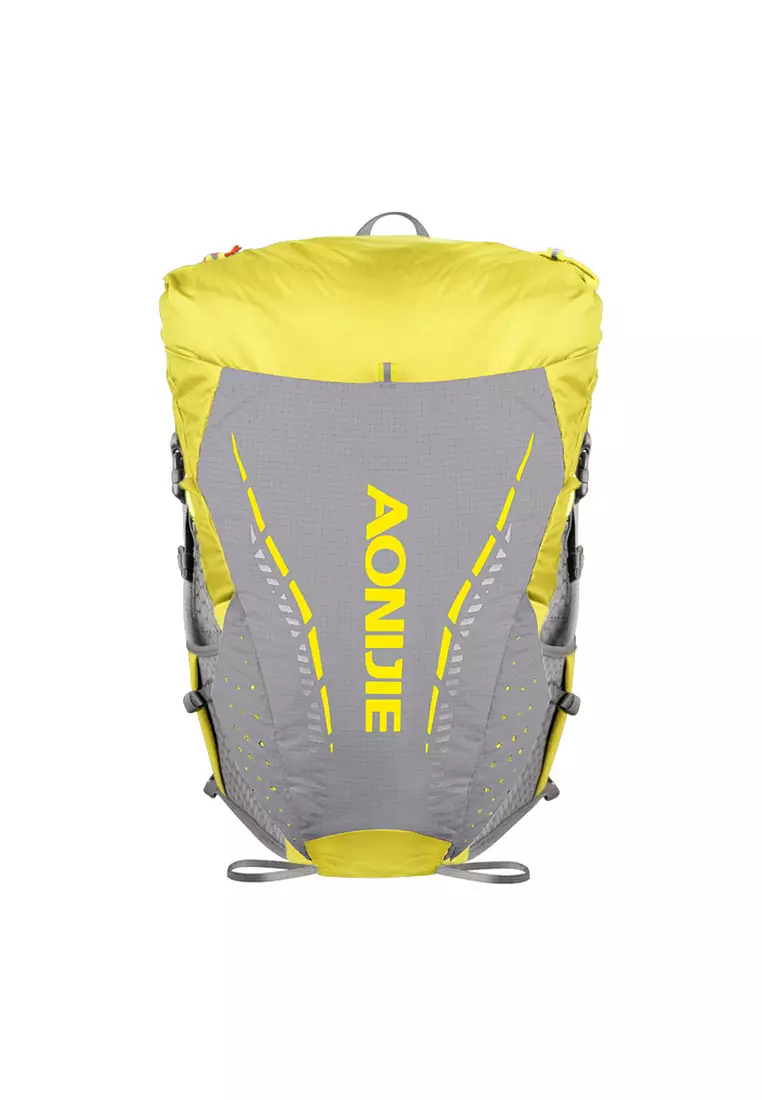 C9104 18L Trail Running Backpack