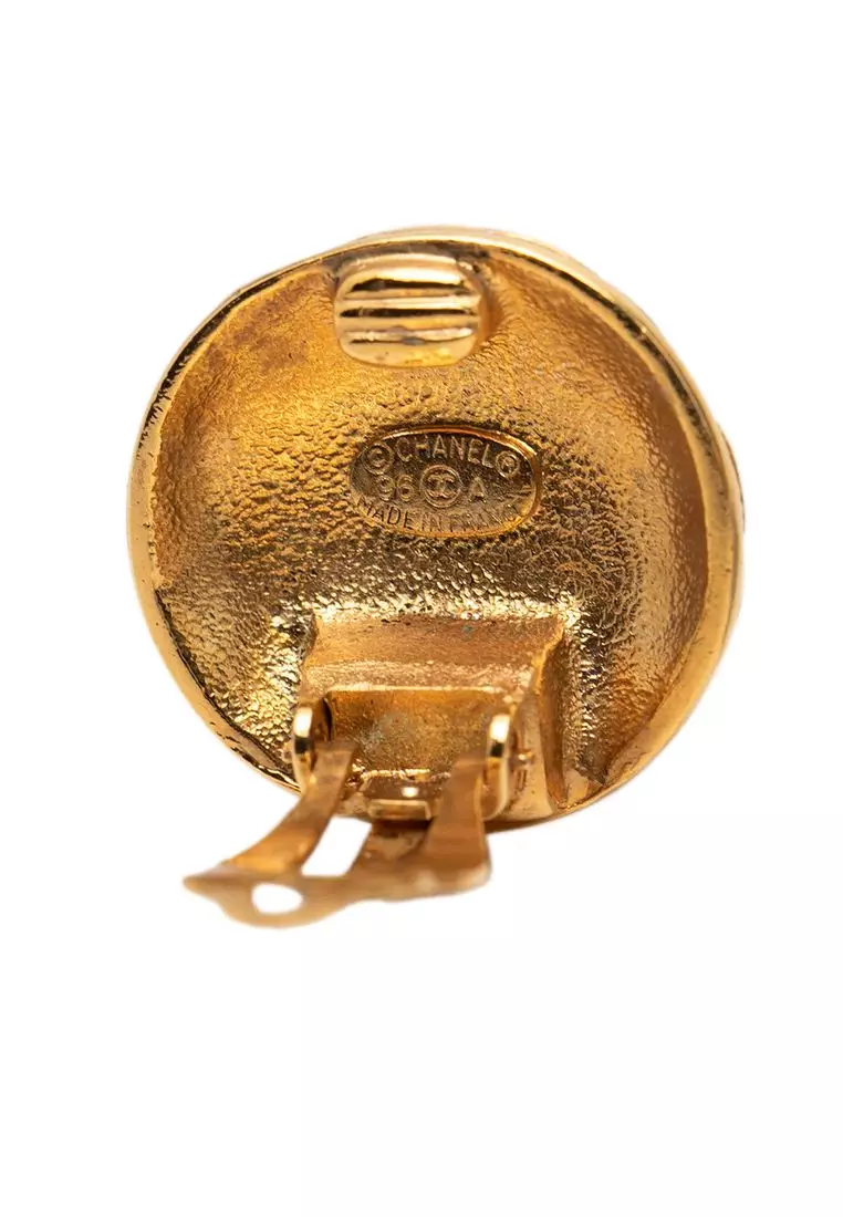 Pre-Loved Chanel Cc Gold Plated Quilted Round Clip On Earrings
