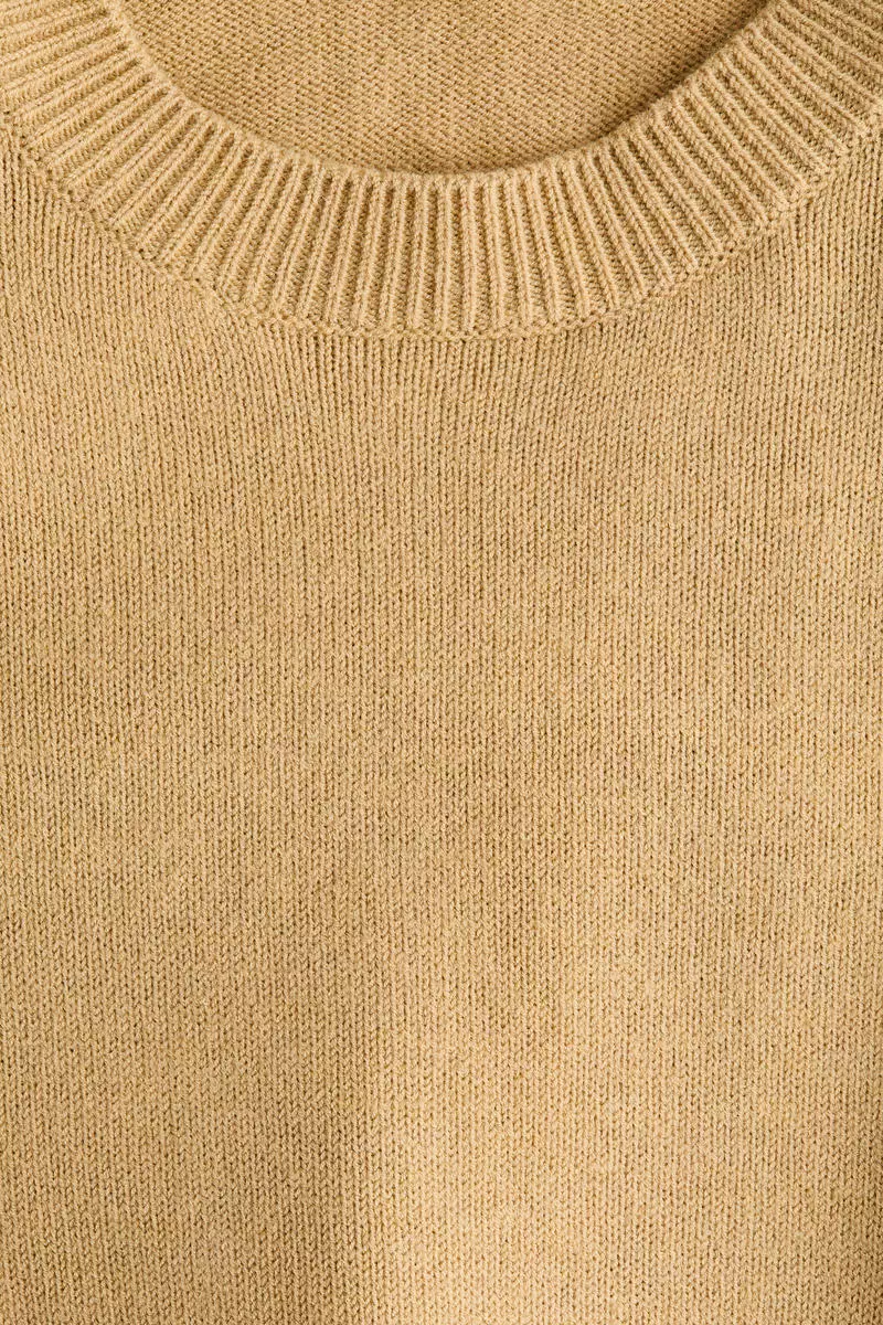 Shoulder-pad jumper