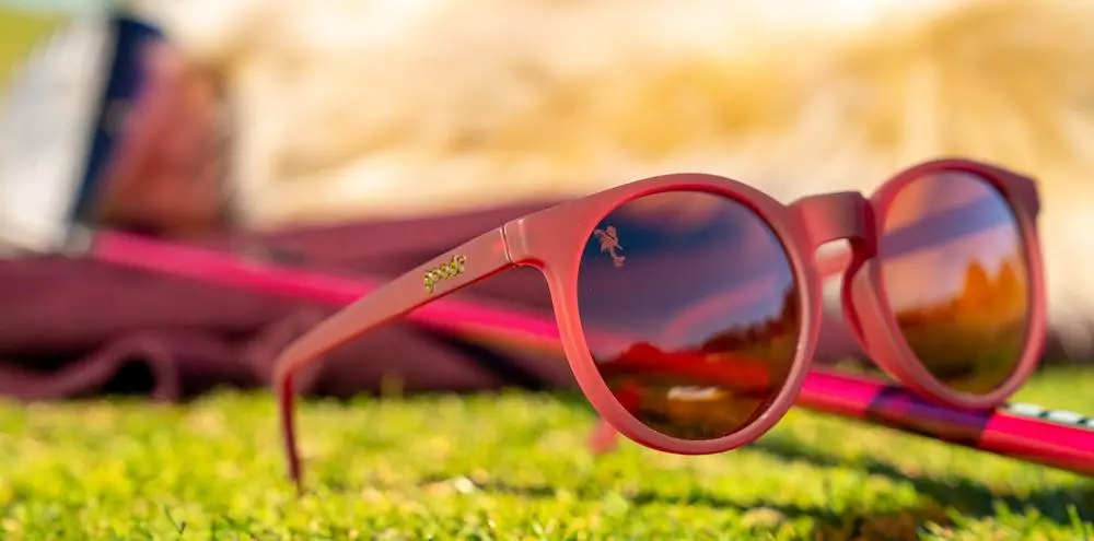 Goodr Kacamata Olahraga Circle G - I'm Wearing Burgundy