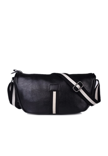 Buy Lara Faux Leather Messenger Bag Black Online On Zalora Singapore