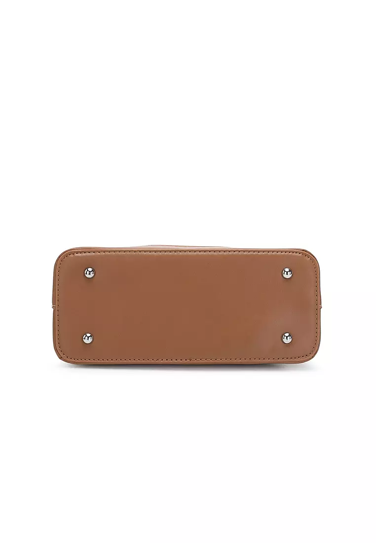 Women's Top Handle Bag / Sling Bag / Crossbody Bag / Shoulder Bag (手拿袋 / 斜孭袋 / 單肩包) - 棕色