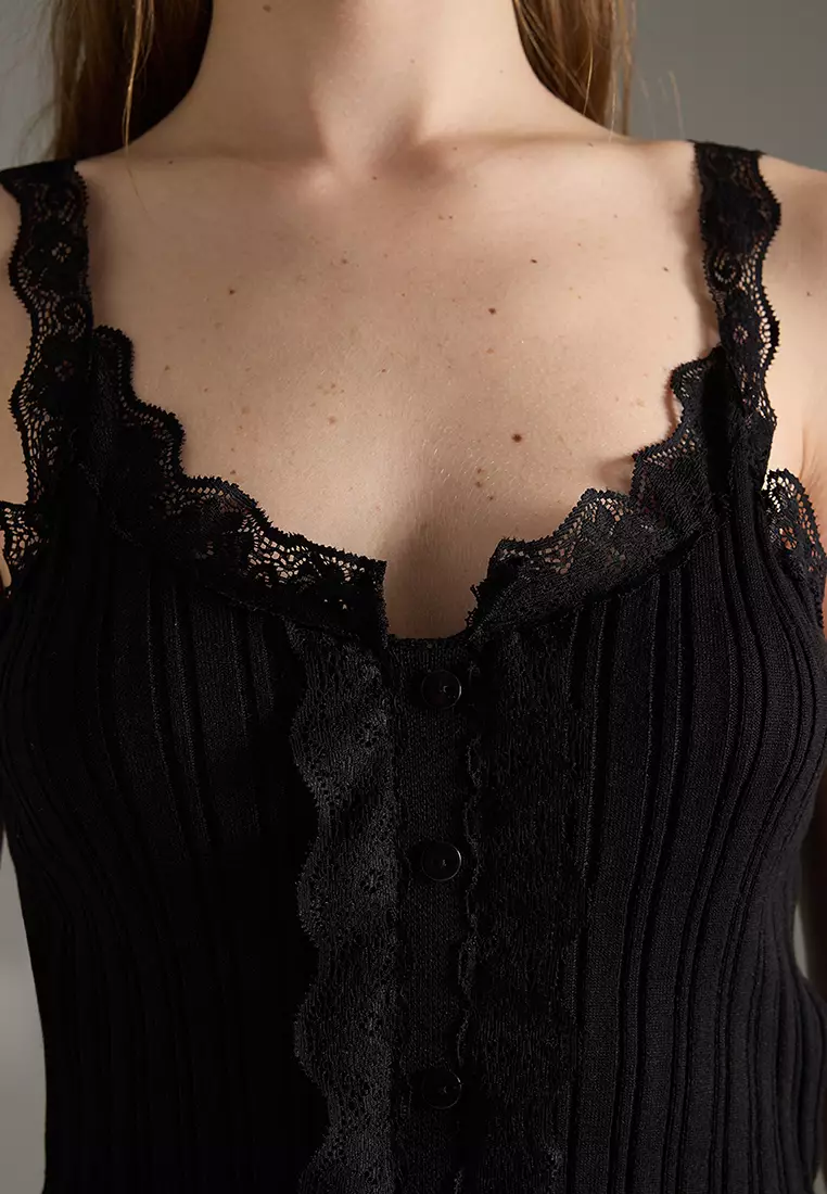 Black Lace Detailed Knitted Thin Blouse TWOSS25BZ00177
