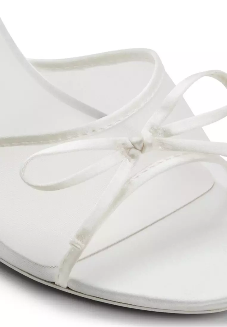 Bettiie Heels