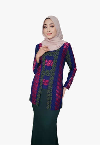 Buy Kebaya Kutu Baru Two Tone Lace from Zoe Arissa in Green only 149