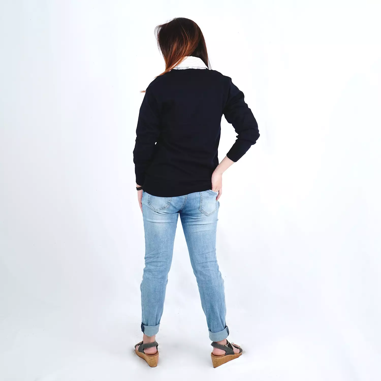 OKECHUKU Vanessa Sweater Rajut / Sweter Knit Wanita Tangan Panjang / Switer Leher V Basic Polos