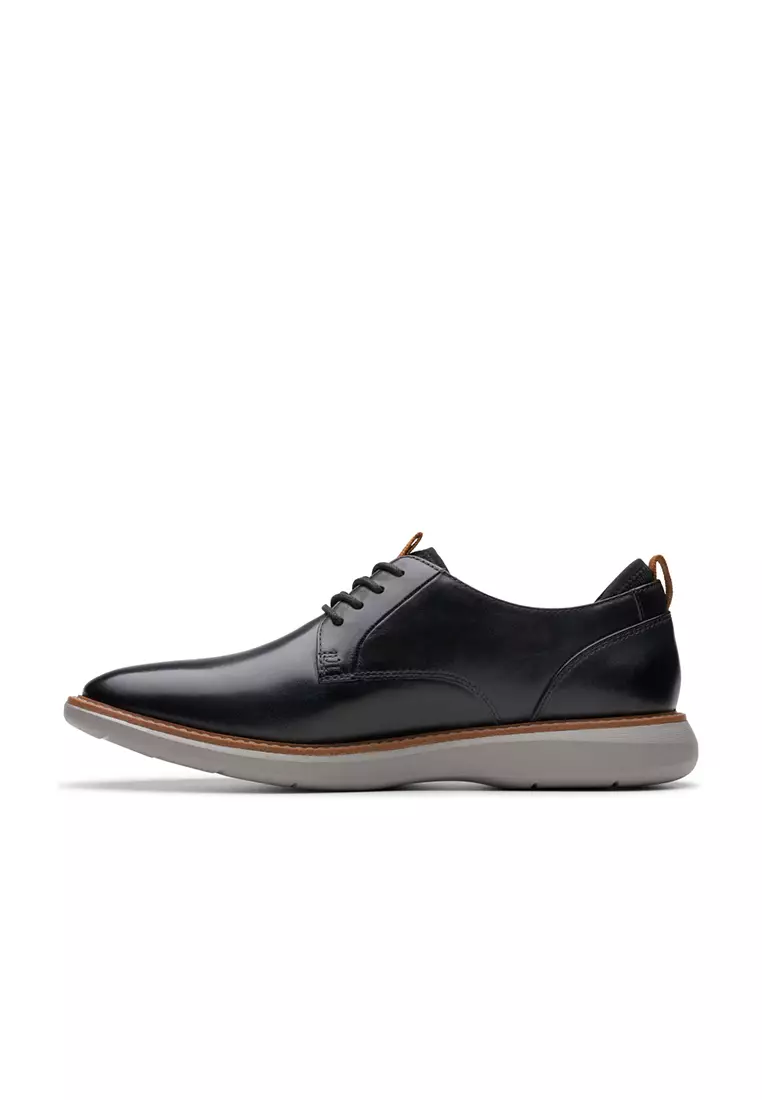 Mens Brantin Plain Derby Shoes Black Leather - Wide Fit