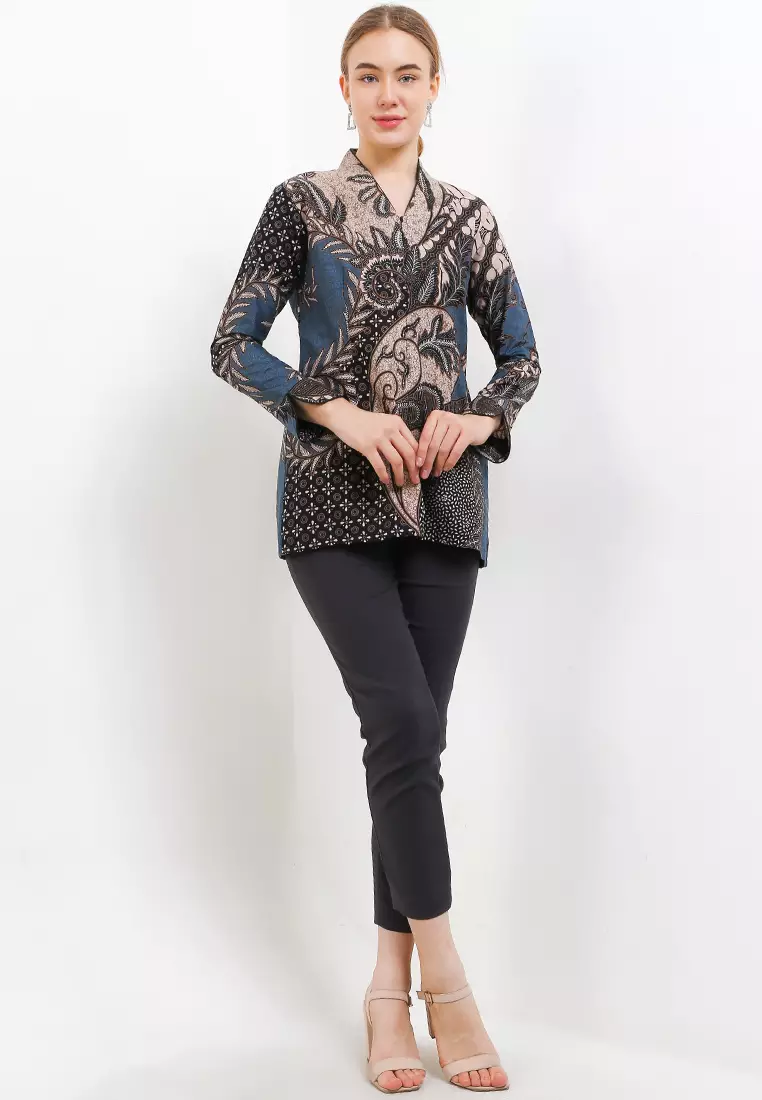 Blouse Batik Wenang Biru Premium Slimfit Elegant